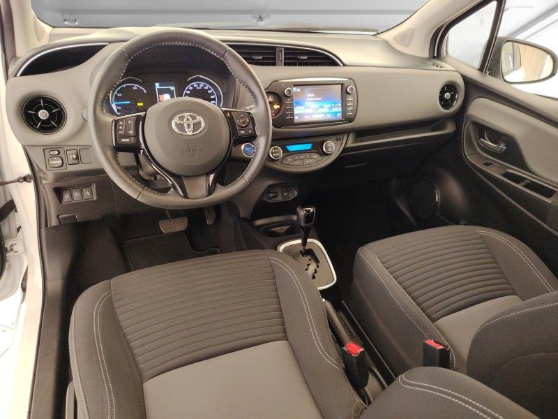 TOYOTA Yaris 5p 1.5h active