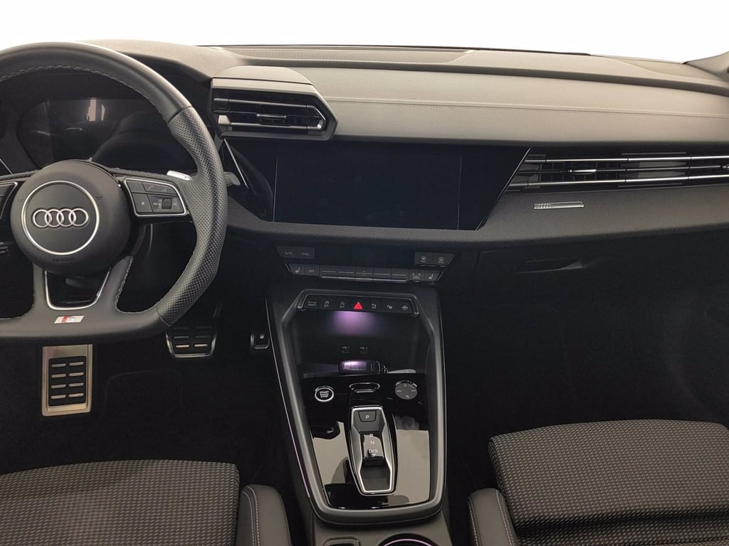 AUDI A3 sportback 2.0 tdi s line edition 150cv s-tronic