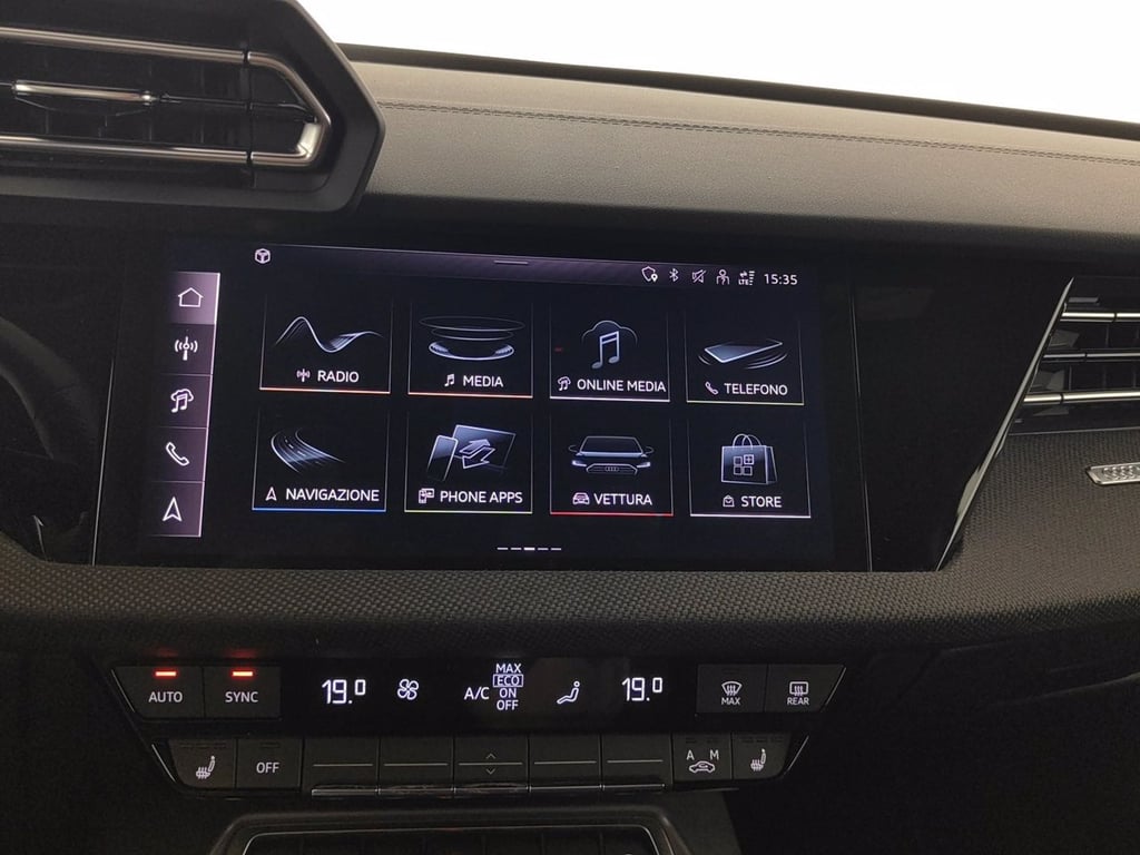 AUDI A3 sportback 2.0 tdi s line edition 150cv s-tronic