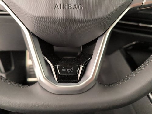 VOLKSWAGEN Golf 1.5 etsi r-line plus 115cv dsg