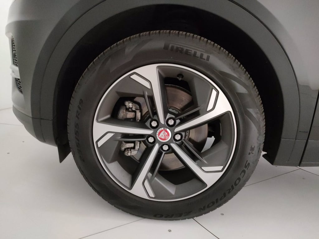 JAGUAR E-pace 2.0 d163 se fwd