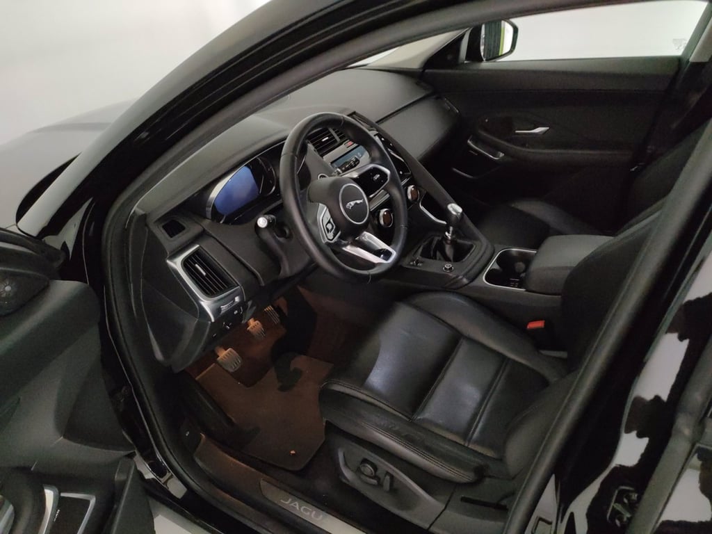 JAGUAR E-pace 2.0 d163 se fwd