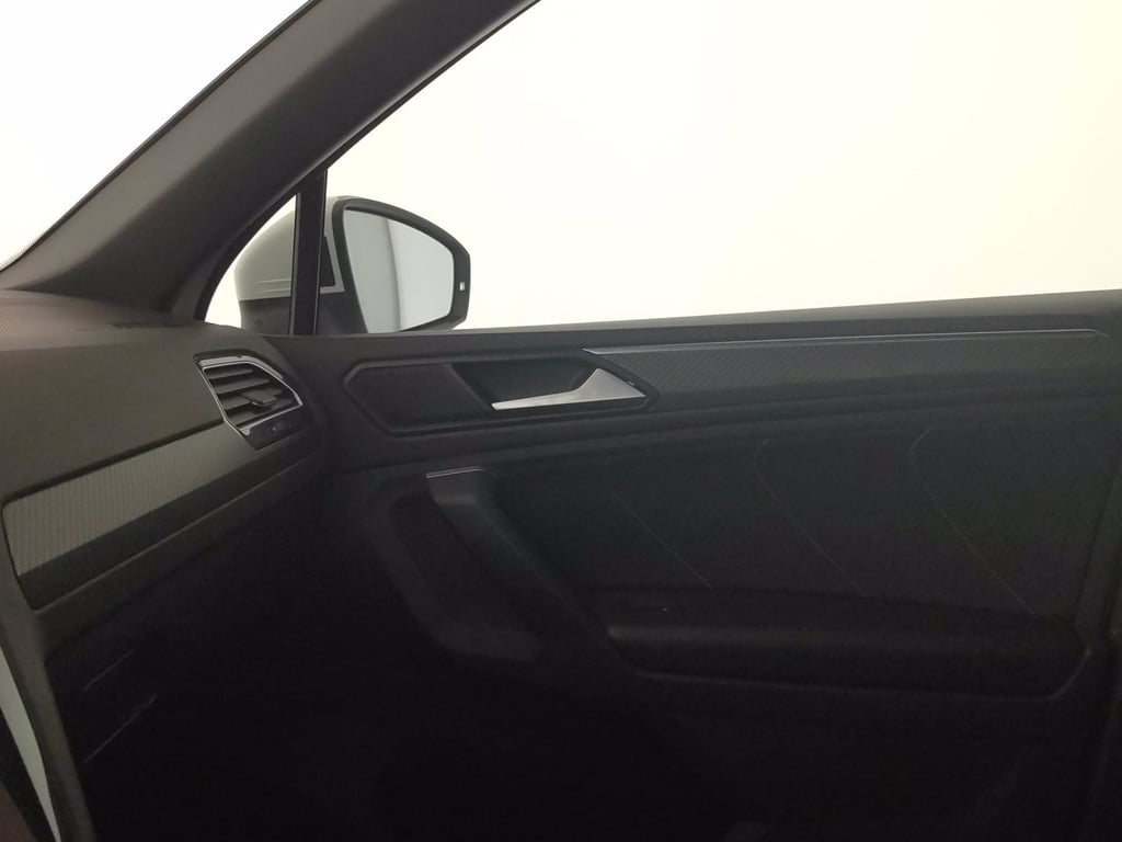 VOLKSWAGEN Tiguan 1.5 tsi r-line 150cv dsg
