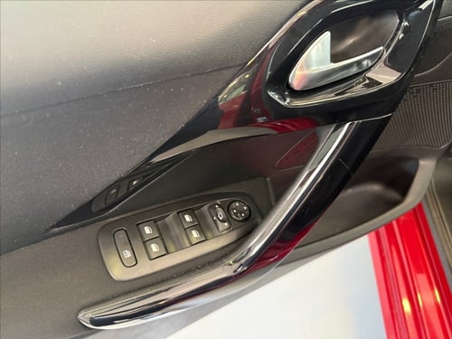 PEUGEOT 208 5p 1.2 puretech allure 82cv