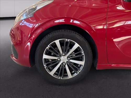 PEUGEOT 208 5p 1.2 puretech allure 82cv