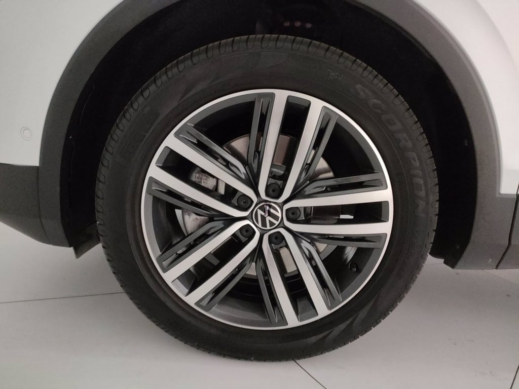 VOLKSWAGEN Tiguan 1.4 tsi eh elegance dsg