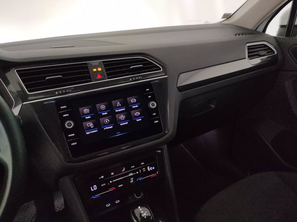 VOLKSWAGEN Tiguan 1.4 tsi eh elegance dsg