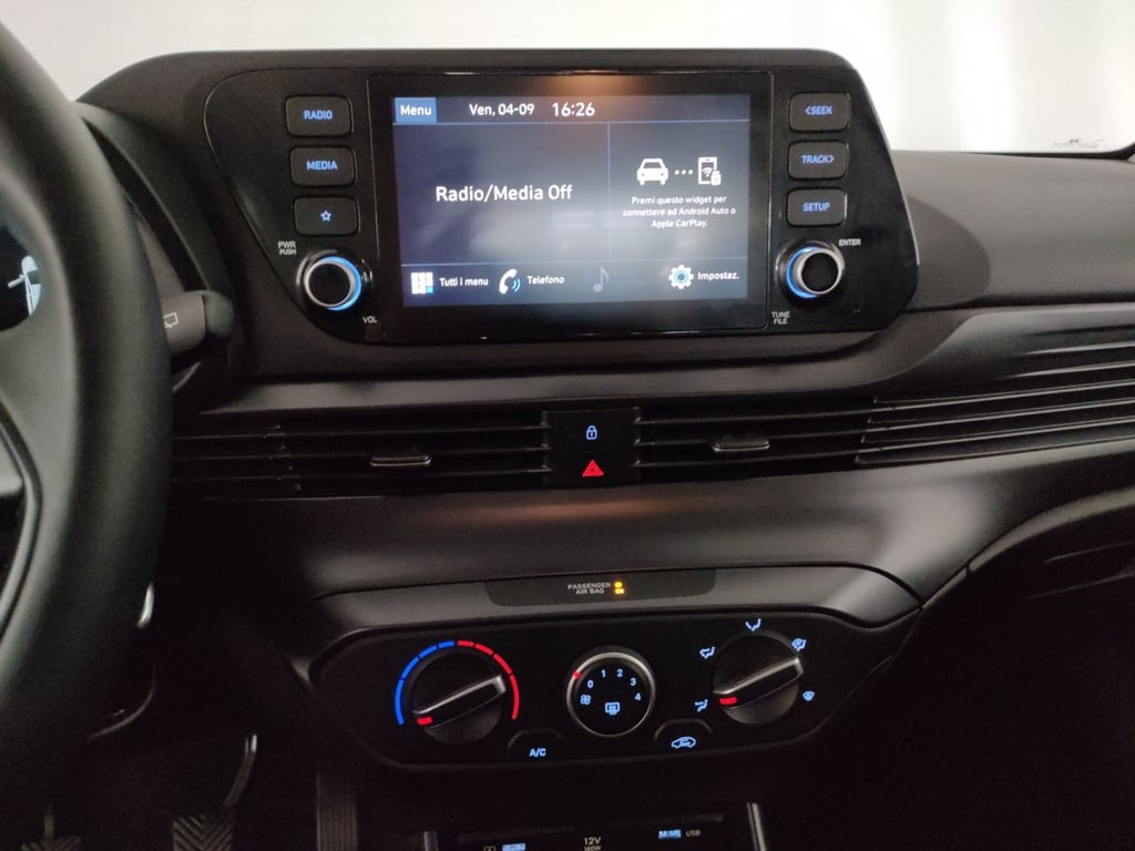 HYUNDAI I20 1.2 connectline gpl