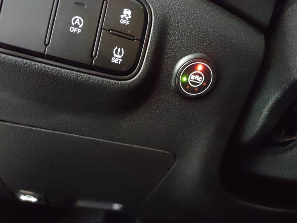 HYUNDAI I20 1.2 connectline gpl