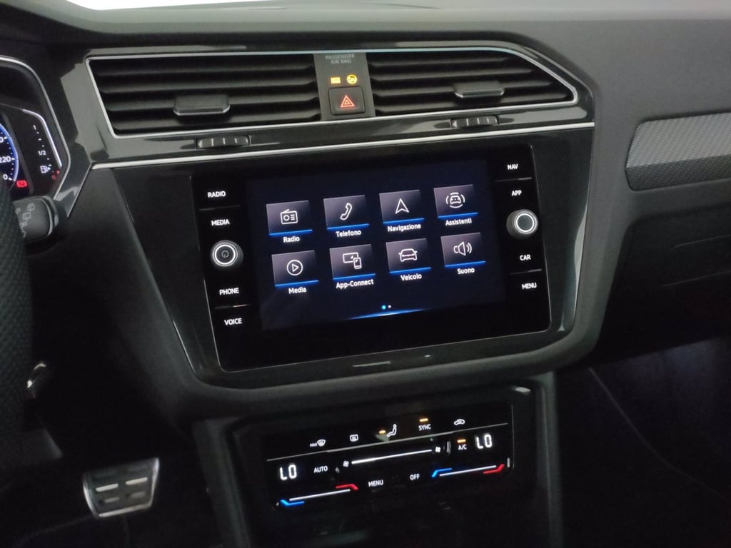VOLKSWAGEN Tiguan 1.5 tsi r-line 150cv dsg