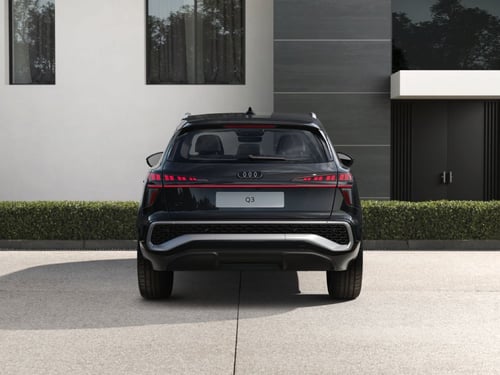 AUDI Q3 1.5 e-hybrid s line edition 272cv s-tronic