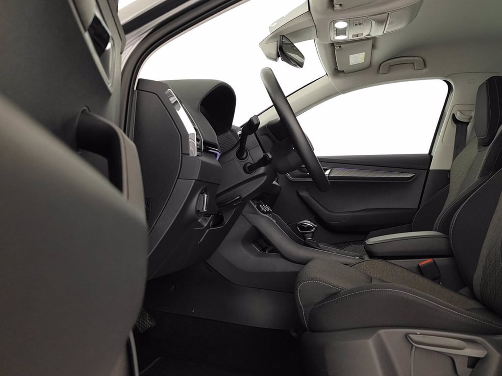 SKODA Karoq 1.5 tsi style dsg