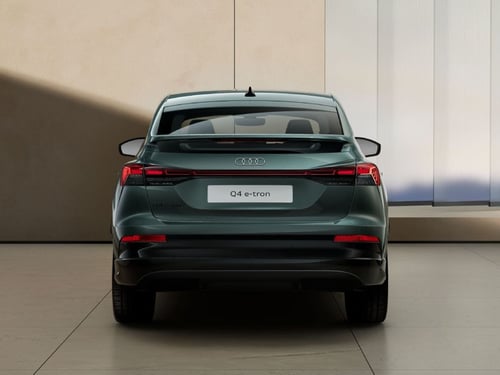 AUDI Q4 sportback e-tron performance business 286cv