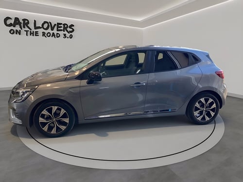 RENAULT Clio 1.6 e-tech full hybrid techno 145cv auto
