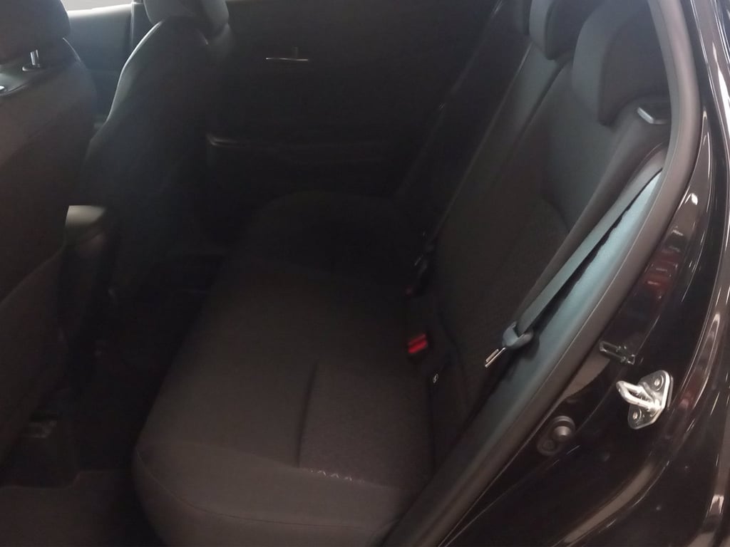 TOYOTA C-hr 1.8h trend e-cvt
