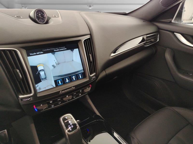 MASERATI Levante 3.0 v6 granlusso 275cv auto my20