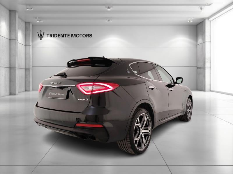 MASERATI Levante 3.0 v6 granlusso 275cv auto my20