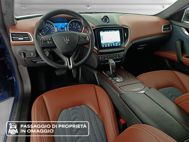 MASERATI Ghibli 3.0 v6 bt gransport nerissimo 350cv auto my18
