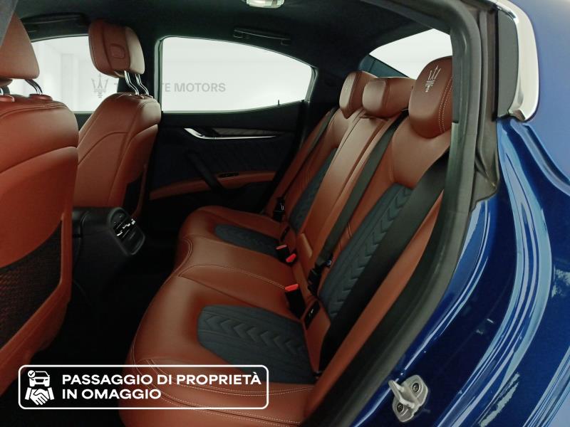 MASERATI Ghibli 3.0 v6 bt gransport nerissimo 350cv auto my18