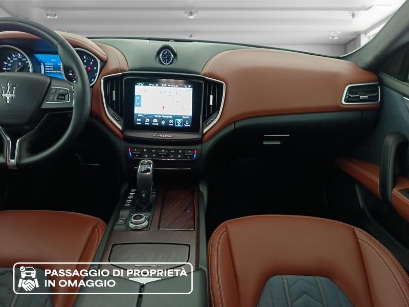 MASERATI Ghibli 3.0 v6 bt gransport nerissimo 350cv auto my18