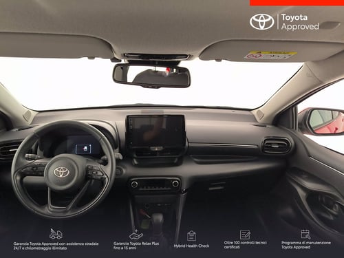 TOYOTA Yaris 1.5h trend