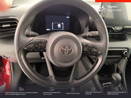 TOYOTA Yaris 1.5h trend