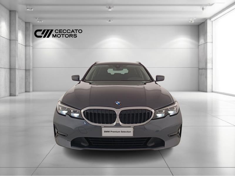 BMW 318d touring mhev 48v business advantage auto