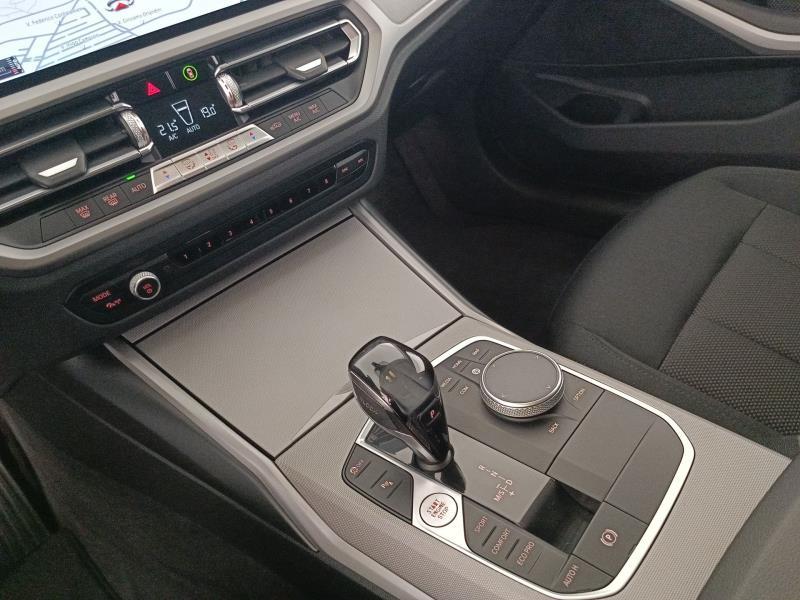 BMW 318d touring mhev 48v business advantage auto