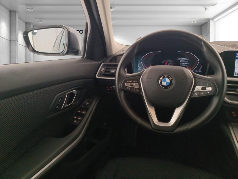 BMW 318d touring mhev 48v business advantage auto