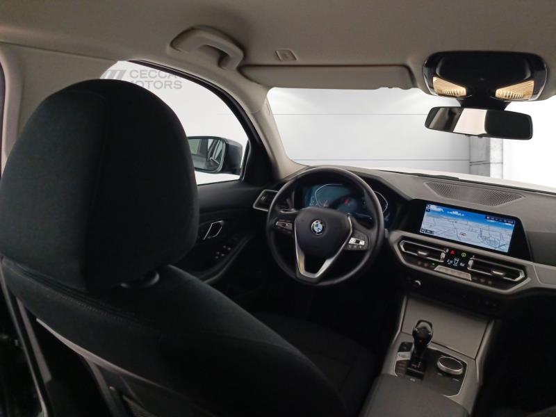 BMW 318d touring mhev 48v business advantage auto
