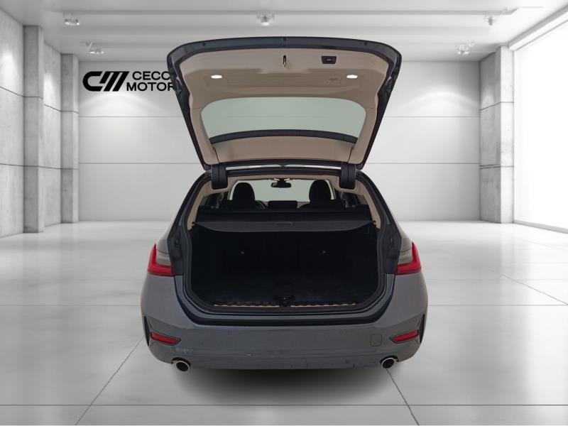 BMW 318d touring mhev 48v business advantage auto