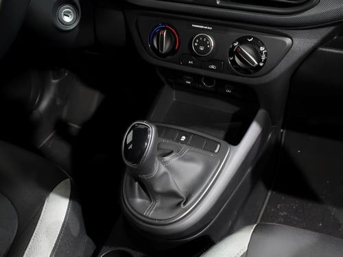 HYUNDAI I10 1.0 mpi tech connect pack at