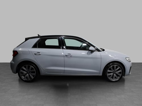 AUDI A1 sportback 25 1.0 tfsi admired s-tronic my20