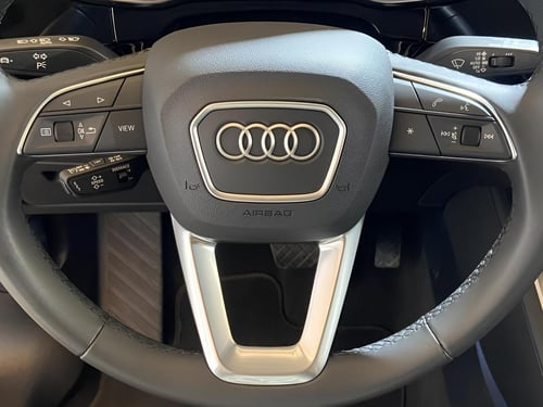 AUDI Q3 35 2.0 tdi business advanced s-tronic