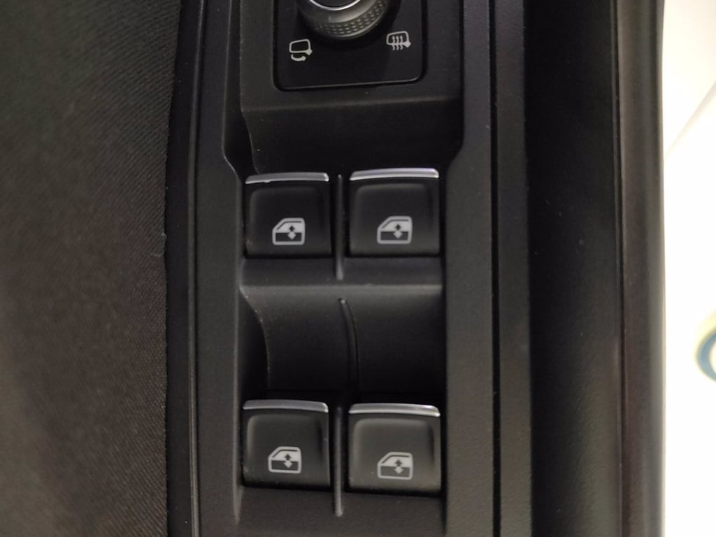 VOLKSWAGEN T-roc 1.6 tdi advanced