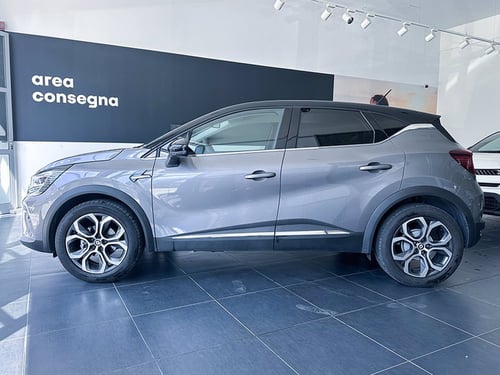 RENAULT Captur 1.6 e-tech hybrid intens 145cv auto