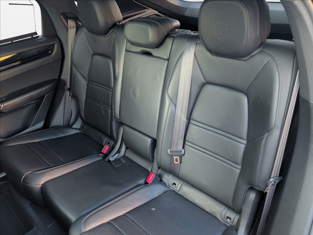 PORSCHE Cayenne Coupe 3.0 e-hybrid 5p.ti tiptronic IVA ESPOSTA