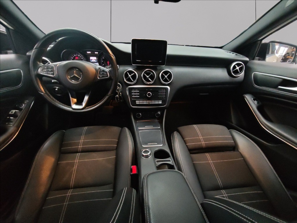 MERCEDES A 220 Sport 4matic auto