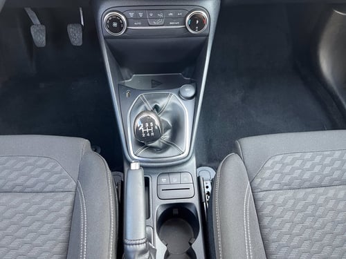 FORD Fiesta 5p 1.1 titanium 75cv