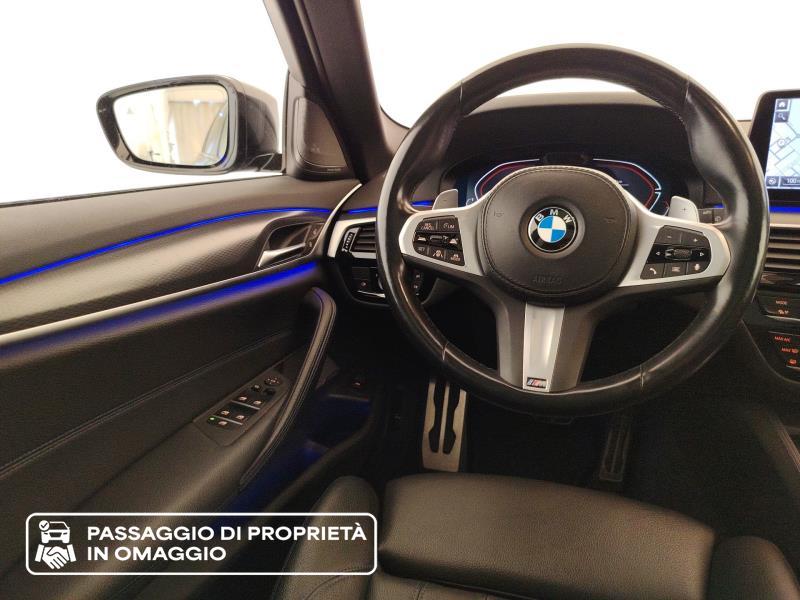 BMW 530d touring mhev 48v xdrive msport auto