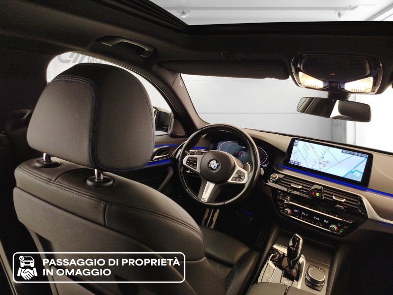 BMW 530d touring mhev 48v xdrive msport auto