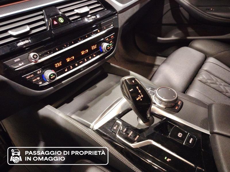 BMW 520d touring mhev 48v xdrive msport auto
