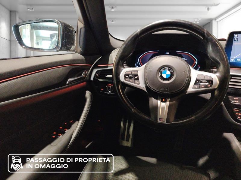 BMW 520d touring mhev 48v xdrive msport auto