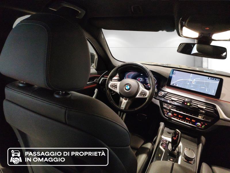 BMW 520d touring mhev 48v xdrive msport auto