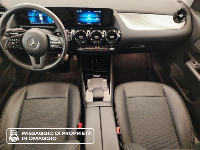 MERCEDES Gla 180 d business auto