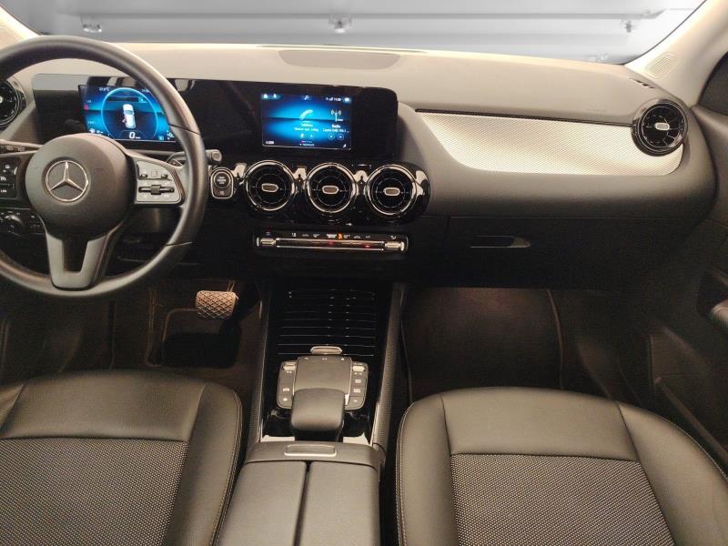 MERCEDES Gla 180 d business auto