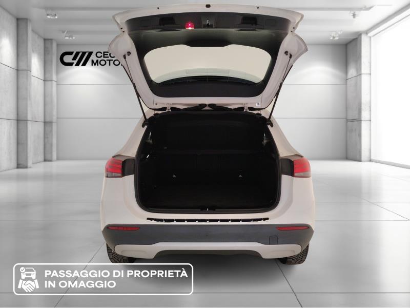 MERCEDES Gla 180 d business auto