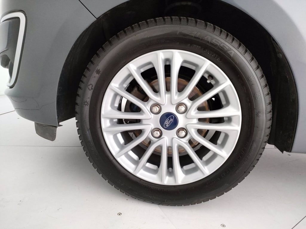 FORD Ka + 1.2 ultimate 85cv my18
