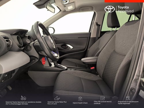 TOYOTA Yaris cross 1.5h active fwd 116cv e-cvt