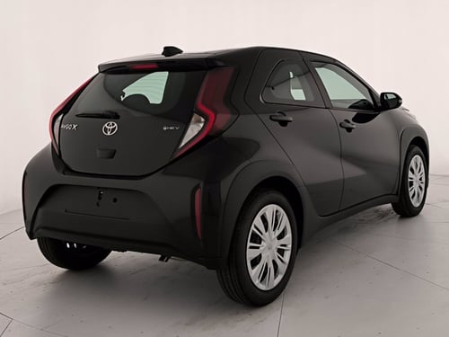 TOYOTA Aygo x 1.5 hybrid e-cvt